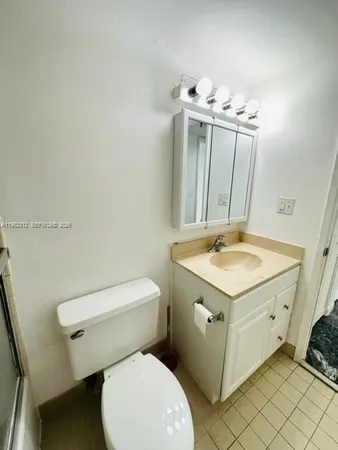 $2,950 | 1621 Collins Avenue, Unit 706, Miami Beach, FL 33139