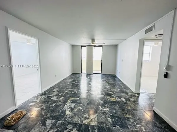 $2,950 | 1621 Collins Avenue, Unit 706, Miami Beach, FL 33139