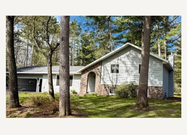 $460,000 | 2015 Circle Drive, Kronenwetter, WI 54455