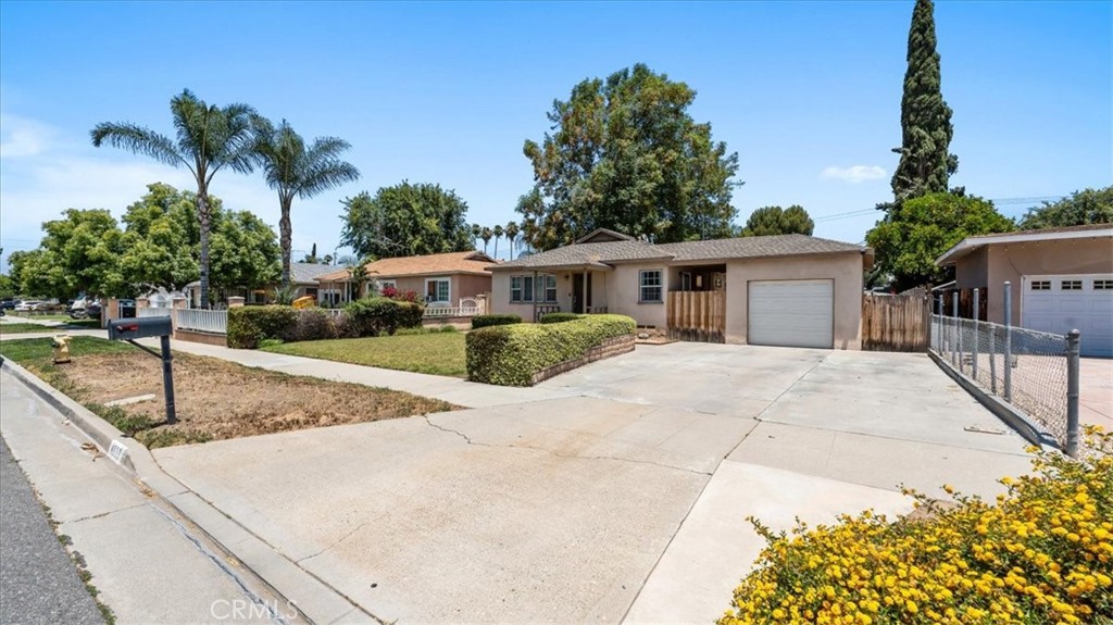 4111 St Paul Place Riverside, CA 92504 - Photo 4 of 43