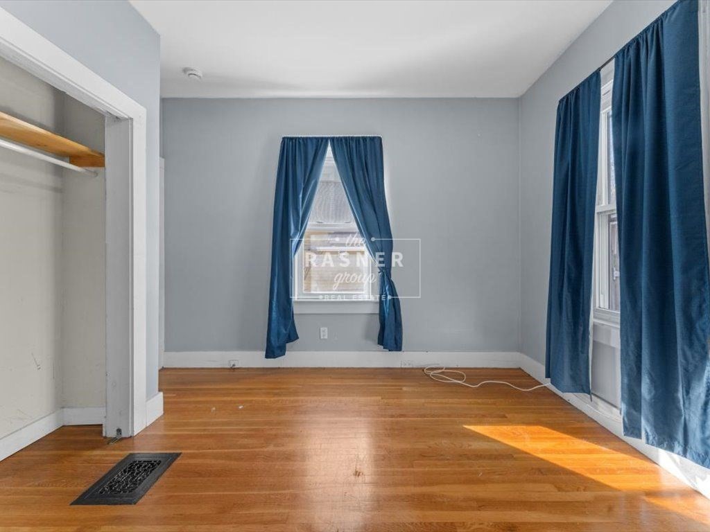 31 Moore Street, Unit 31 Somerville, MA 02144 - Photo 6 of 25