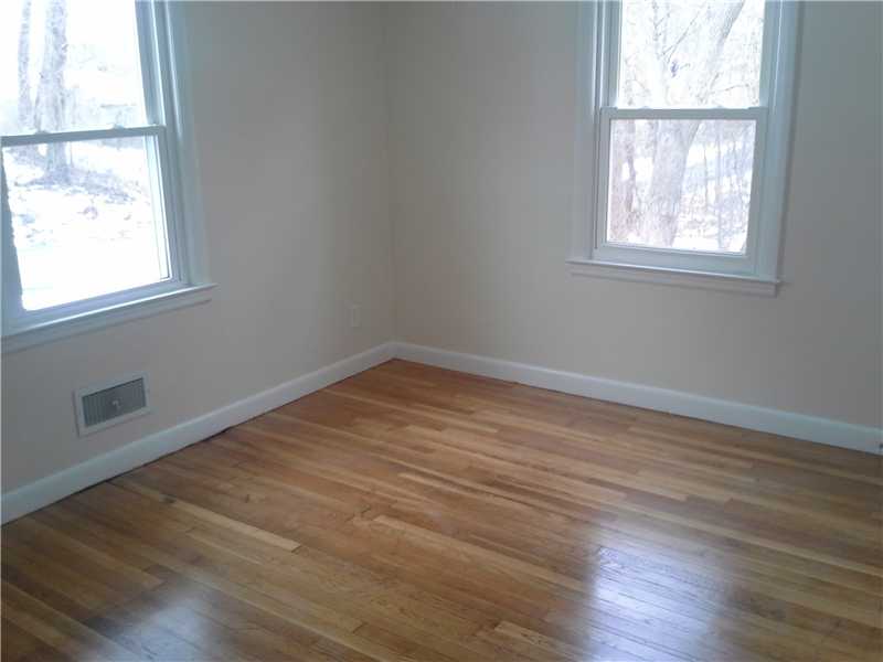 77 Inman Avenue Warwick, RI 02886 - Photo 11 of 15 Bedroom.