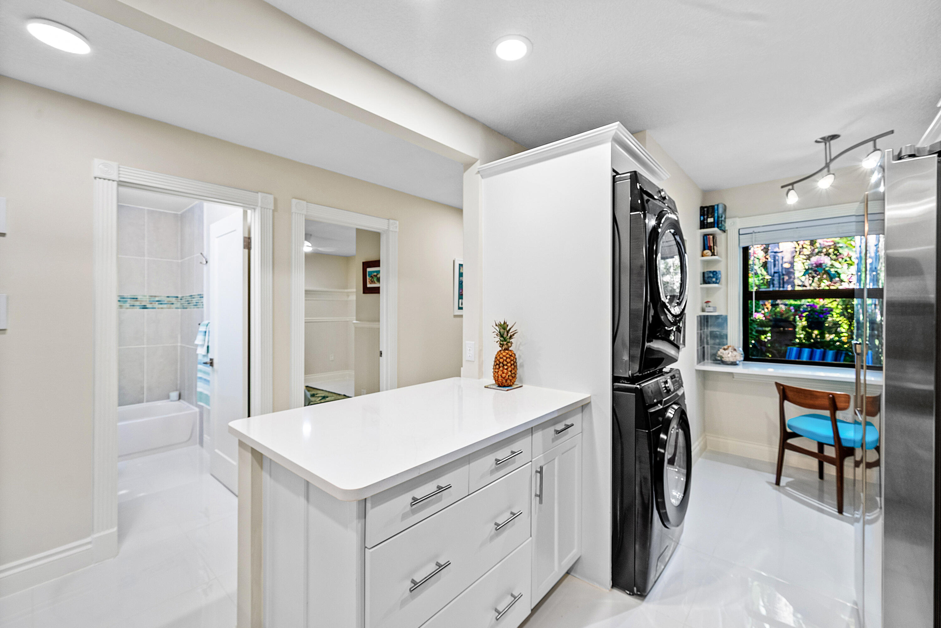 2016 Southwest 29th Court, Unit 5B1 Delray Beach, FL 33445 - Photo 12 of 43 Great Storage