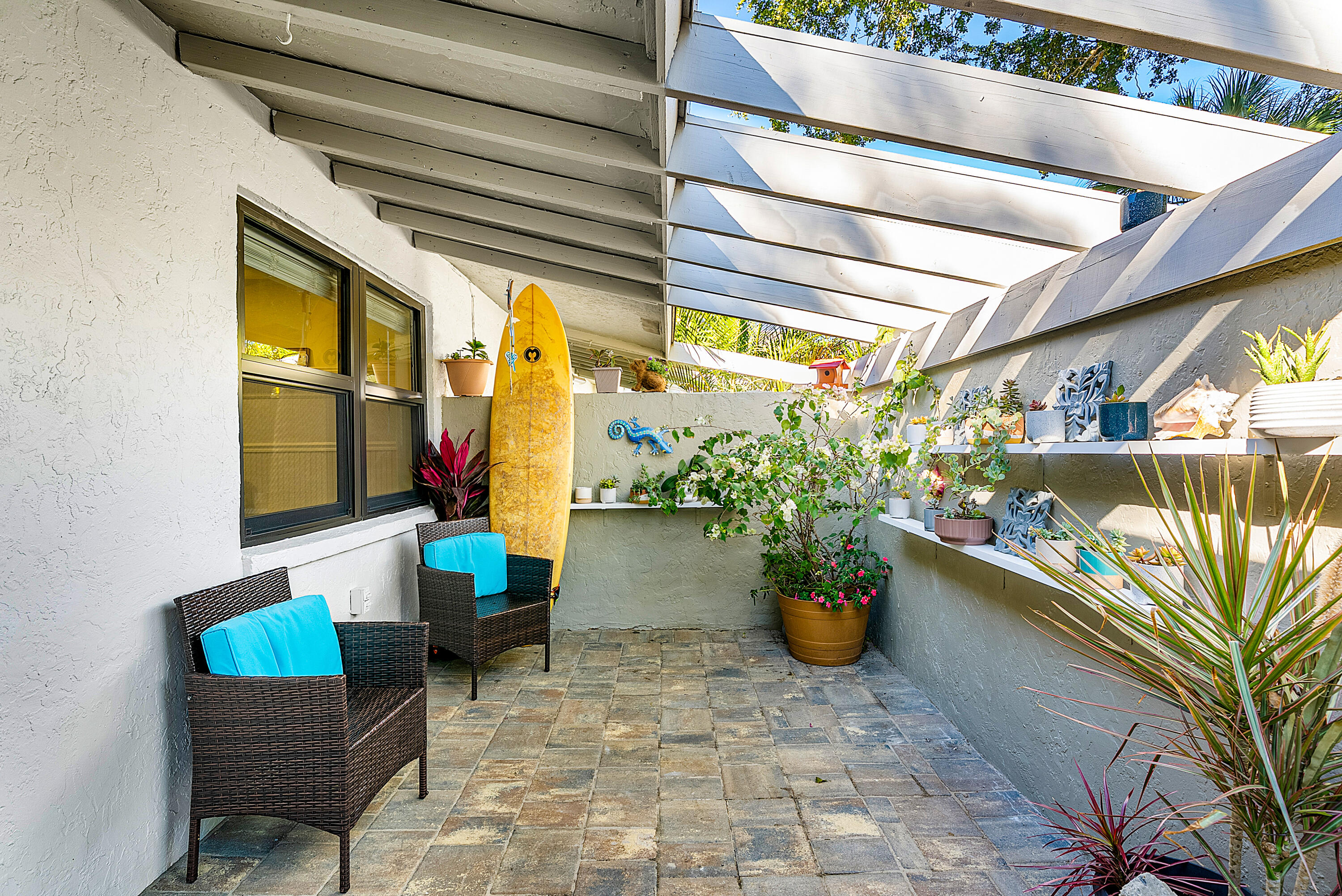 2016 Southwest 29th Court, Unit 5B1 Delray Beach, FL 33445 - Photo 27 of 43 Covered Porch