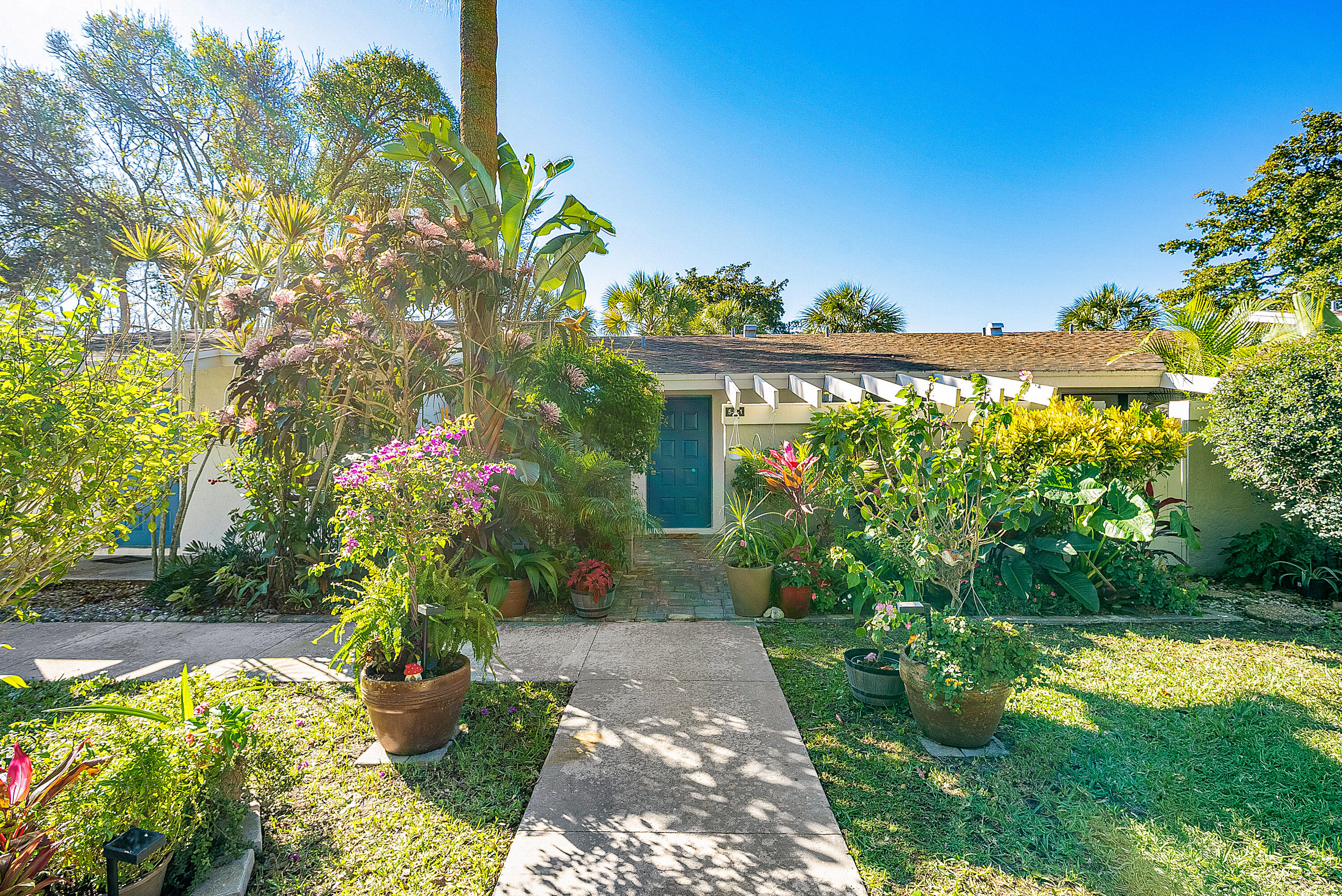 2016 Southwest 29th Court, Unit 5B1 Delray Beach, FL 33445 - Photo 7 of 43 New Roof