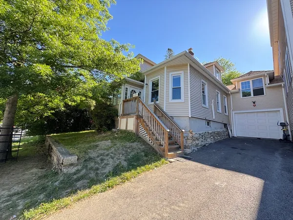 $409,000 | 35 Standish Street, Worcester, MA 01604