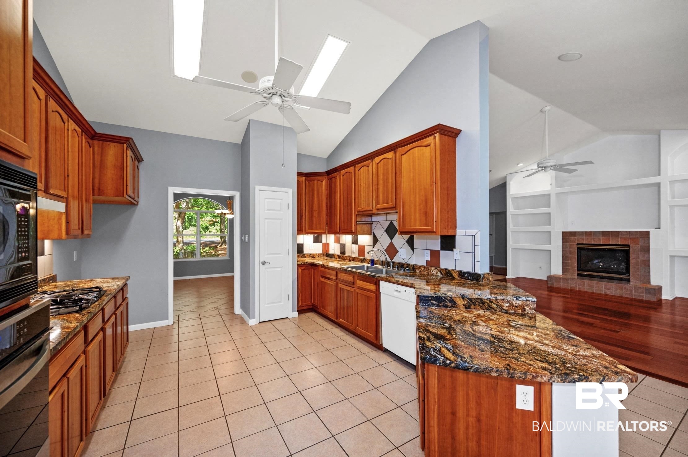 9551 North Bayou Road Lillian, AL 36549 - Photo 10 of 47