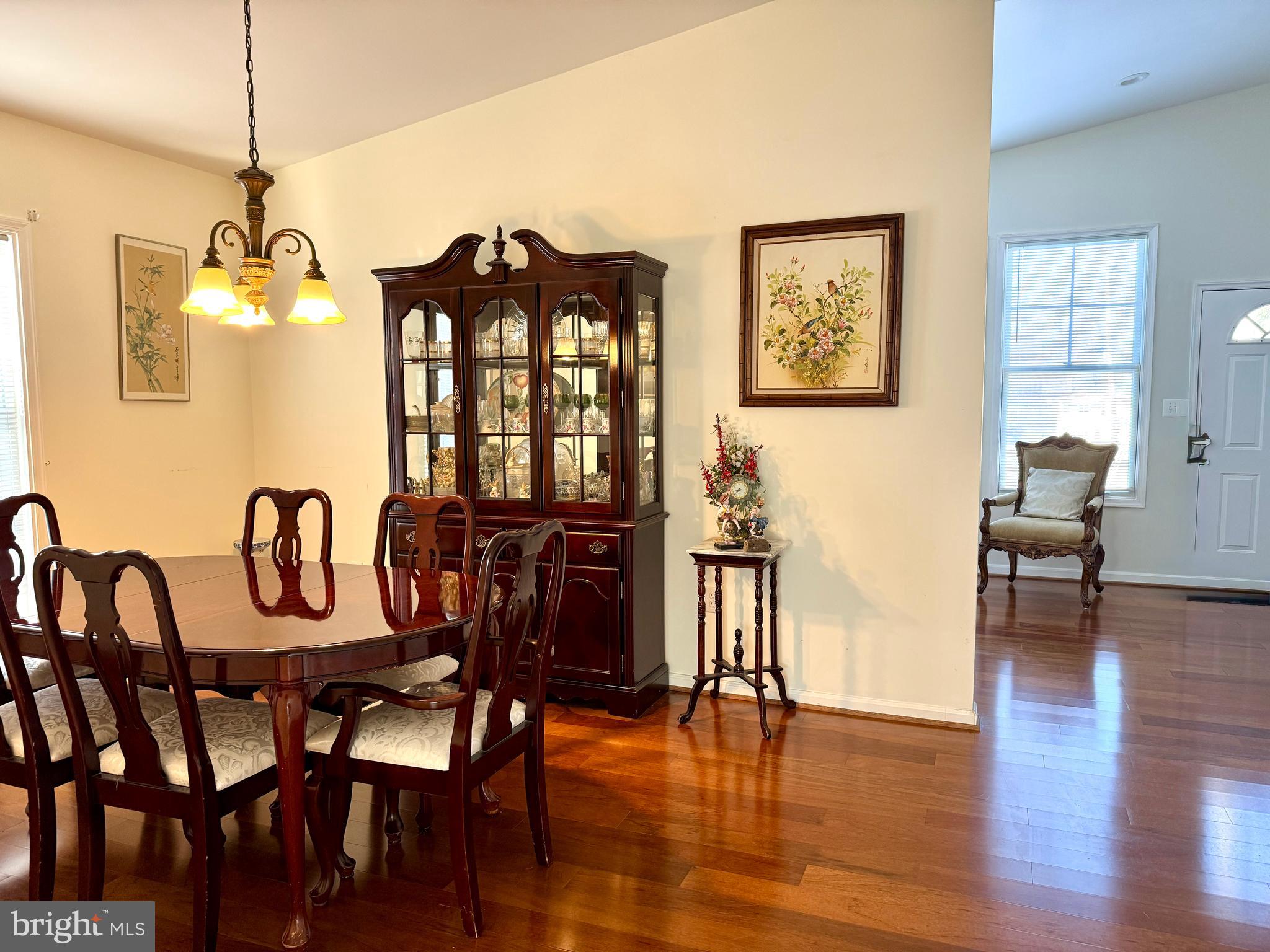 5931 Ridge View Drive Alexandria, VA 22310 - Photo 6 of 45 Gallery Image 6