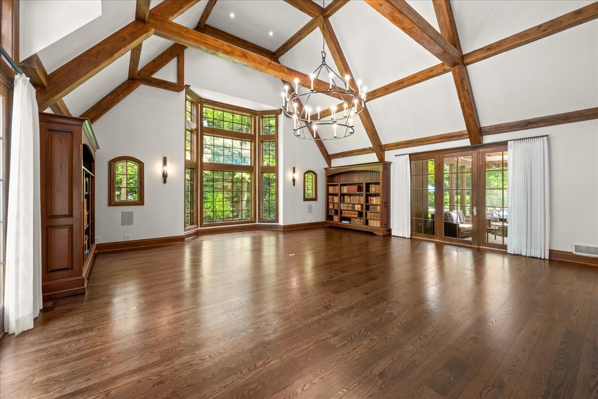 81 Locust Road Winnetka, IL 60093 - Photo 44 of 106 Gallery Image 44