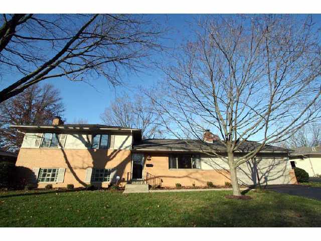 3061 North Star Road Columbus, OH 43221 - Photo 2 of 10