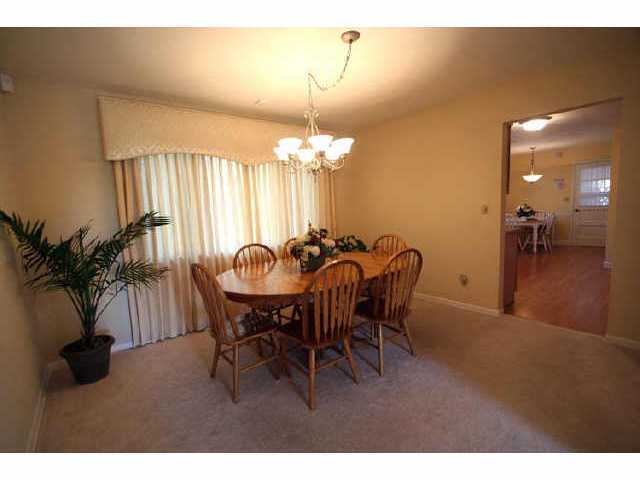 3061 North Star Road Columbus, OH 43221 - Photo 3 of 10