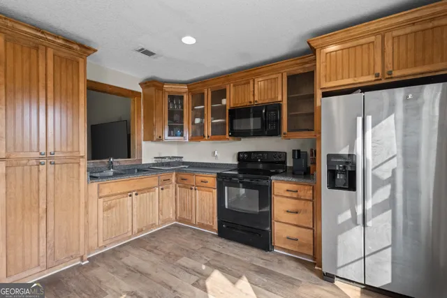 $248,000 | 468 Lake Lannell Road, Odum, GA 31555