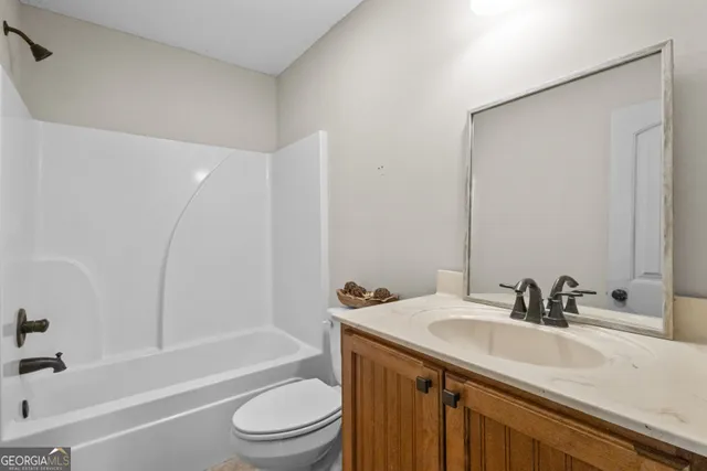 $248,000 | 468 Lake Lannell Road, Odum, GA 31555