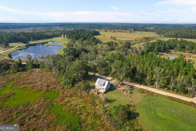 $248,000 | 468 Lake Lannell Road, Odum, GA 31555
