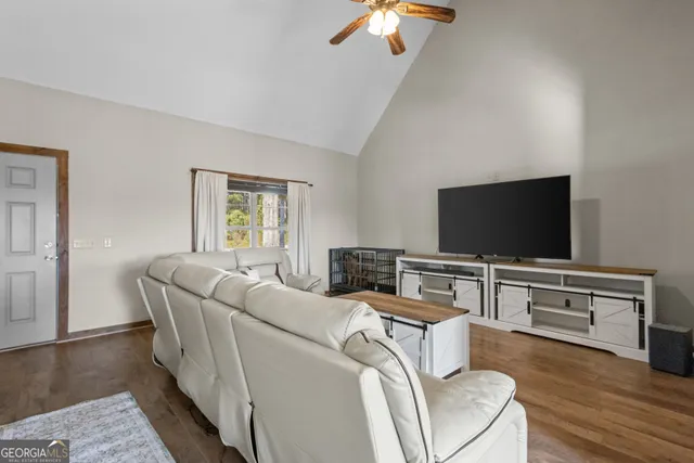 $248,000 | 468 Lake Lannell Road, Odum, GA 31555