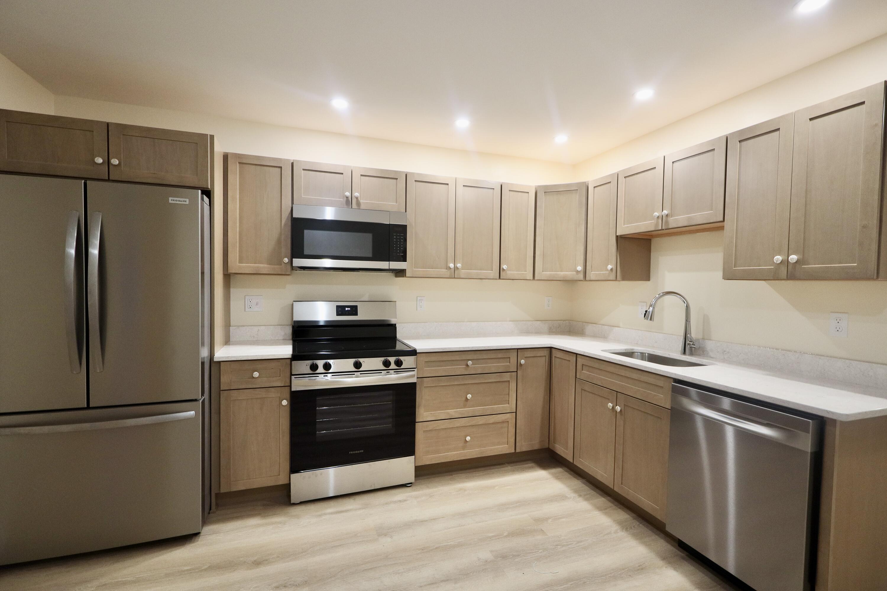 32 Lewis Street, Unit 1 Greenville, ME 04441 - Photo 7 of 22 IMG_1776