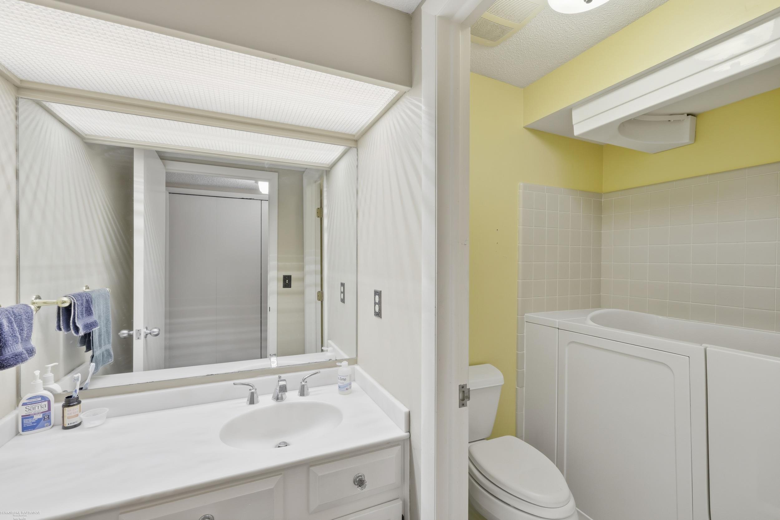 1715 River Road, Unit 12 St. Clair, MI 48079 - Photo 23 of 27 50191874-36b1fe53-1901-493a-bc85-b7f5ab8f309d.JPG