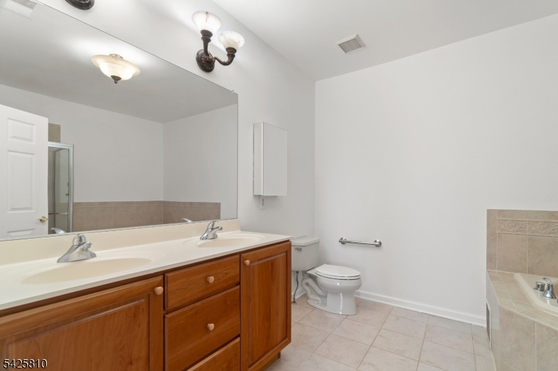 119 Ridgeview Lane Mount Arlington, NJ 07856 - Photo 15 of 34