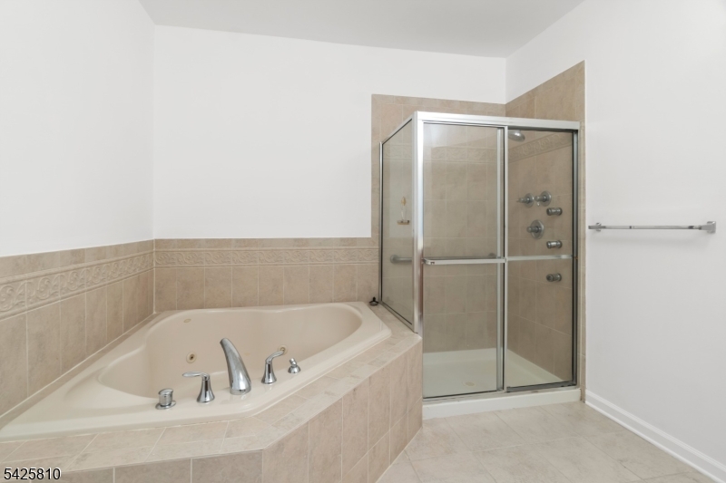 119 Ridgeview Lane Mount Arlington, NJ 07856 - Photo 16 of 34