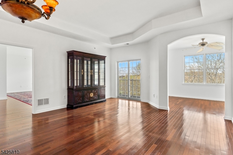 119 Ridgeview Lane Mount Arlington, NJ 07856 - Photo 10 of 34