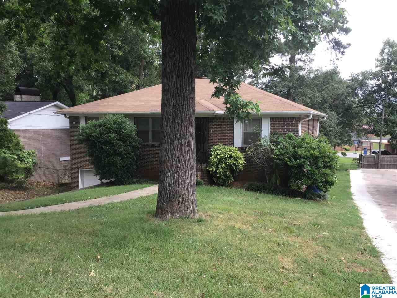 517 Ridgewood Avenue Fairfield, AL 35064 - Photo 1 of 27