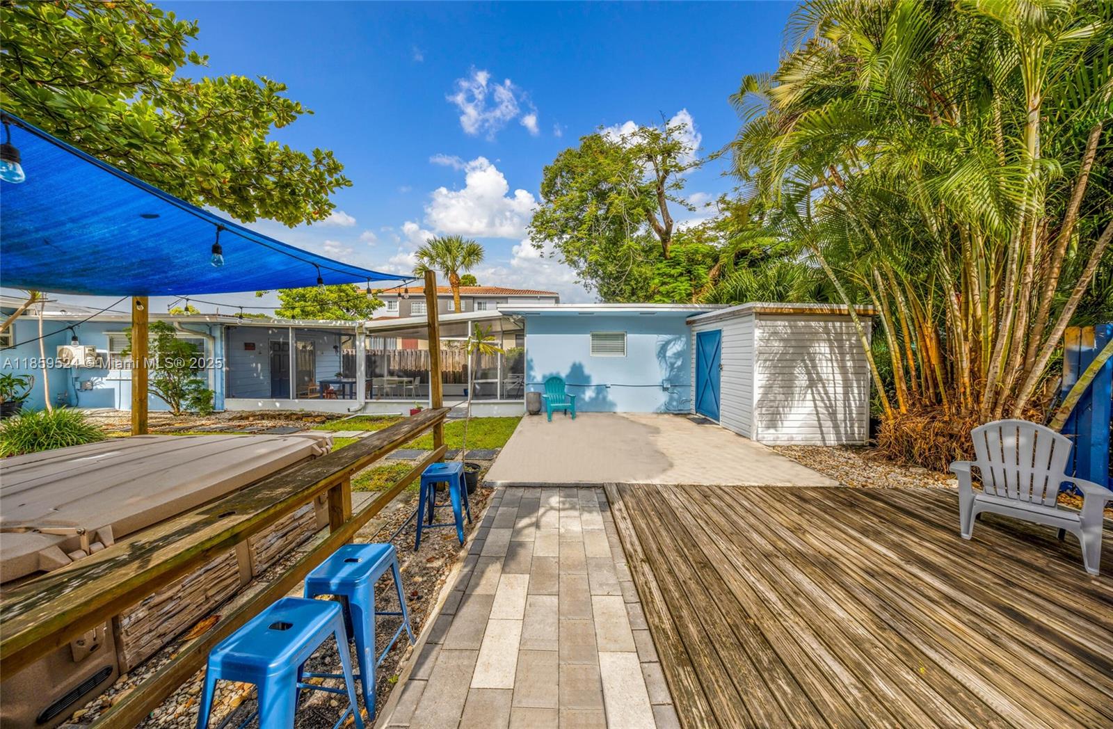 817 Southwest 12th Avenue Fort Lauderdale, FL 33315 - Photo 27 of 37 a view of a house with pool