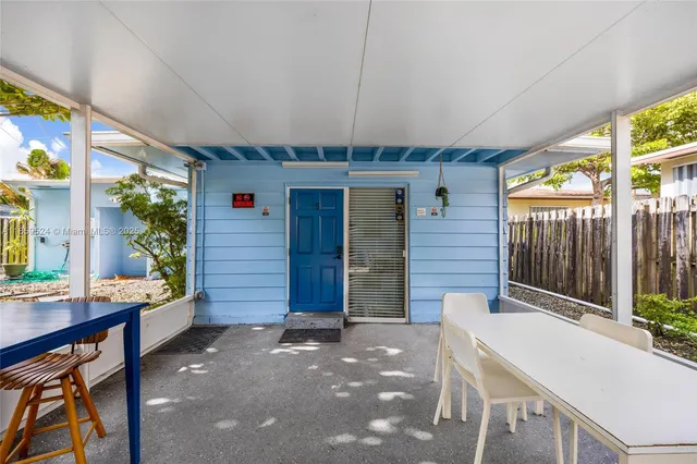a house view with a outdoor space