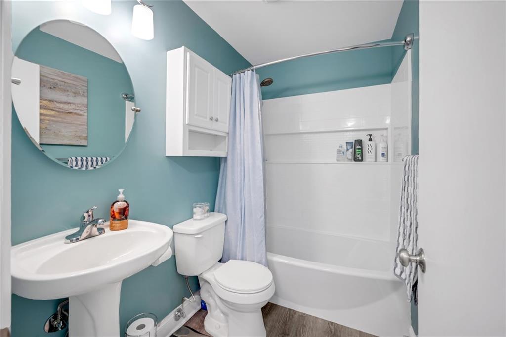 203 Coraopolis Road, Unit 14 Coraopolis, PA 15108 - Photo 17 of 31 Gallery Image 17