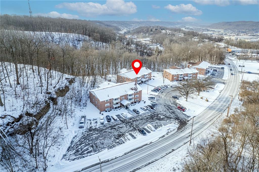 203 Coraopolis Road, Unit 14 Coraopolis, PA 15108 - Photo 27 of 31 Gallery Image 27