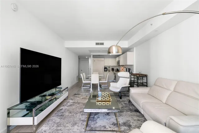 $4,300 | 55 Southwest 9th Street, Unit 1904, Miami, FL 33130