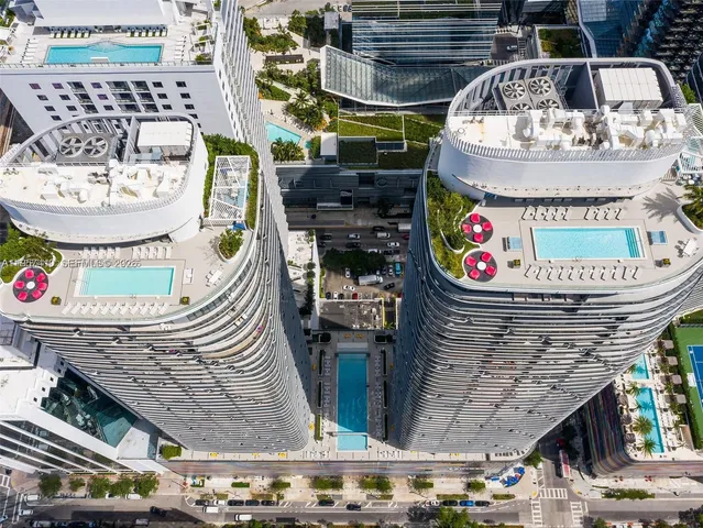 $4,300 | 55 Southwest 9th Street, Unit 1904, Miami, FL 33130