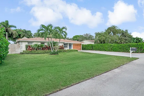 $465,000 | 6705 Massachusetts Drive, Lake Worth, FL 33462