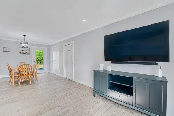 $465,000 | 6705 Massachusetts Drive, Lake Worth, FL 33462