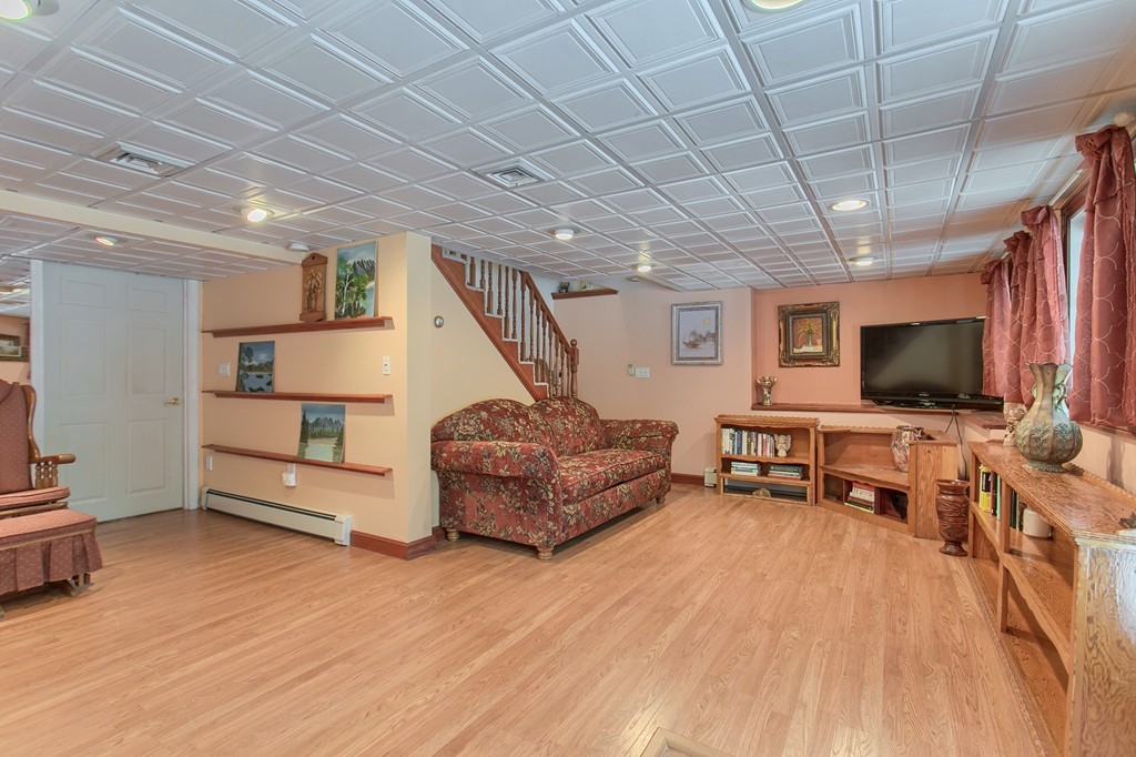 18 Blueberry Road Ashburnham, MA 01430 - Photo 13 of 22