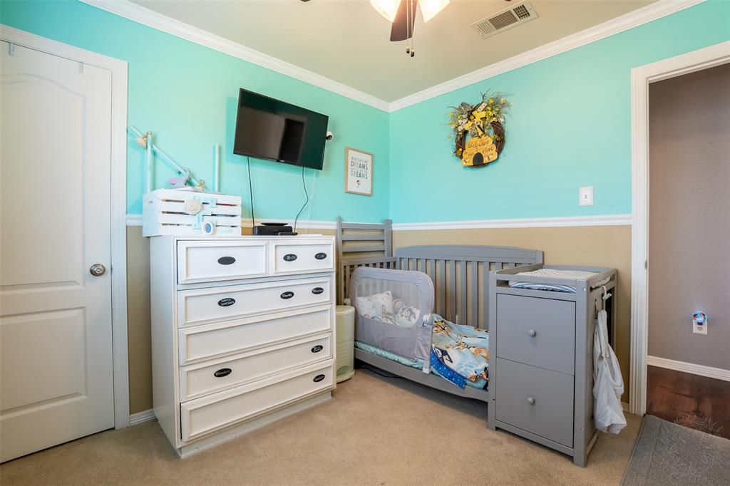 424 Northeast Murphy Road Burleson, TX 76028 - Photo 16 of 24