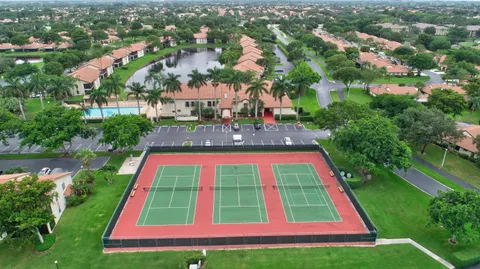 $325,000 | 5893 Sunswept Lane, Unit B, Boynton Beach, FL 33437