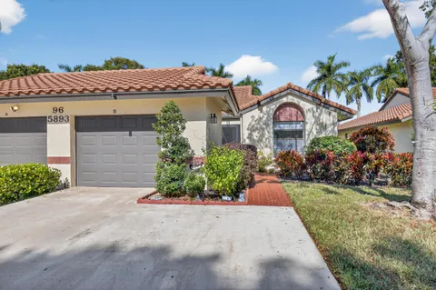$325,000 | 5893 Sunswept Lane, Unit B, Boynton Beach, FL 33437