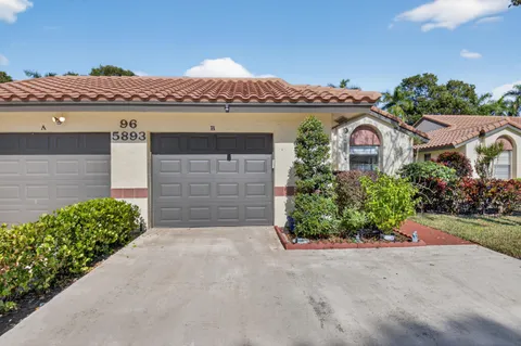 $325,000 | 5893 Sunswept Lane, Unit B, Boynton Beach, FL 33437