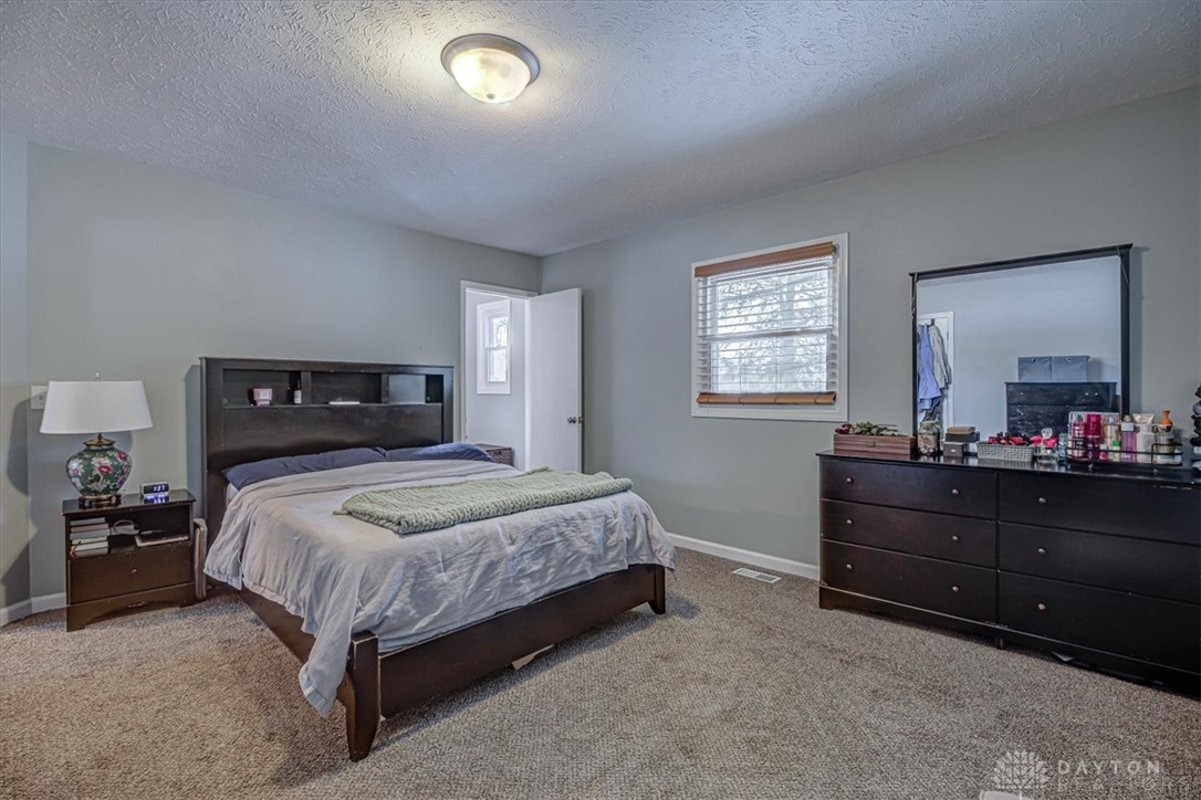 10879 Putnam Road Englewood, OH 45322 - Photo 25 of 53 Gallery Image 25