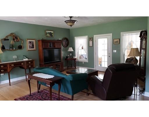 1884 Gilbertville Road New Braintree, MA 01531 - Photo 11 of 30 Gallery Image 11