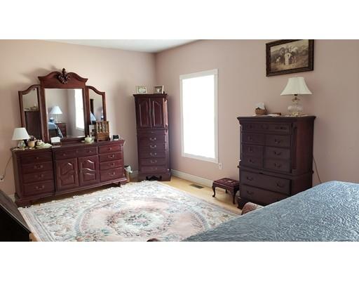 1884 Gilbertville Road New Braintree, MA 01531 - Photo 18 of 30 Gallery Image 18
