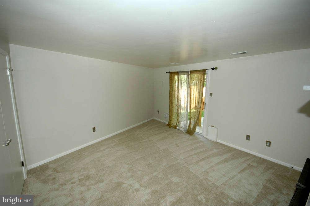 11254 Silentwood Lane Reston, VA 20191 - Photo 16 of 17 Bedroom