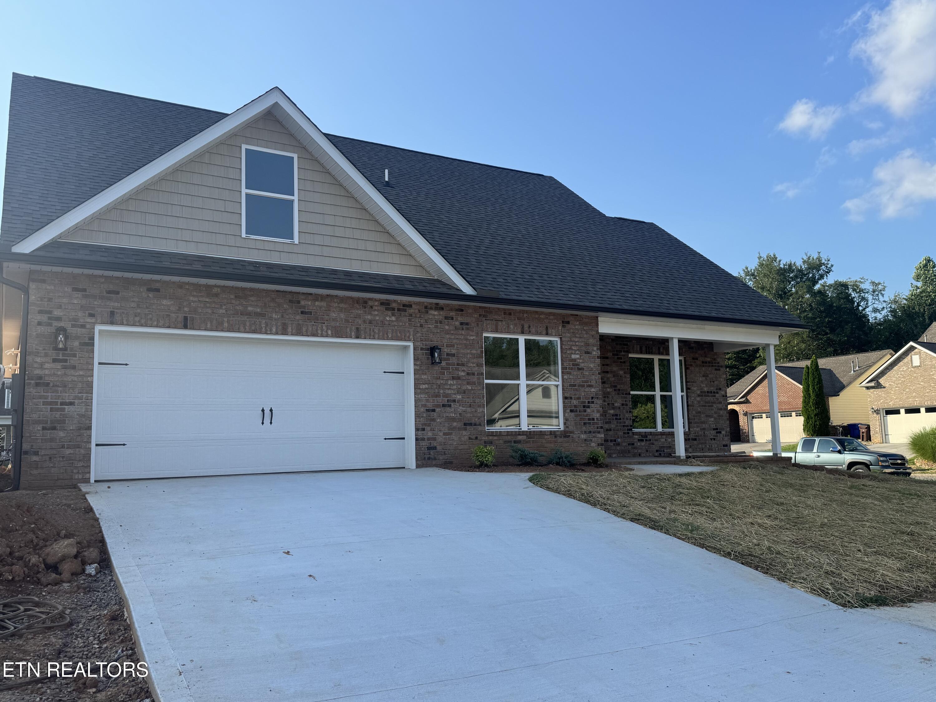 162 Crossroads Boulevard Oak Ridge, TN 37830 - Photo 4 of 4 IMG_8819