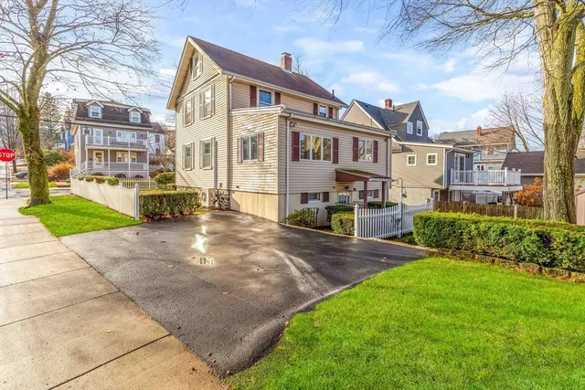 $799,900 | 148 Beech Avenue, Melrose, MA 02176