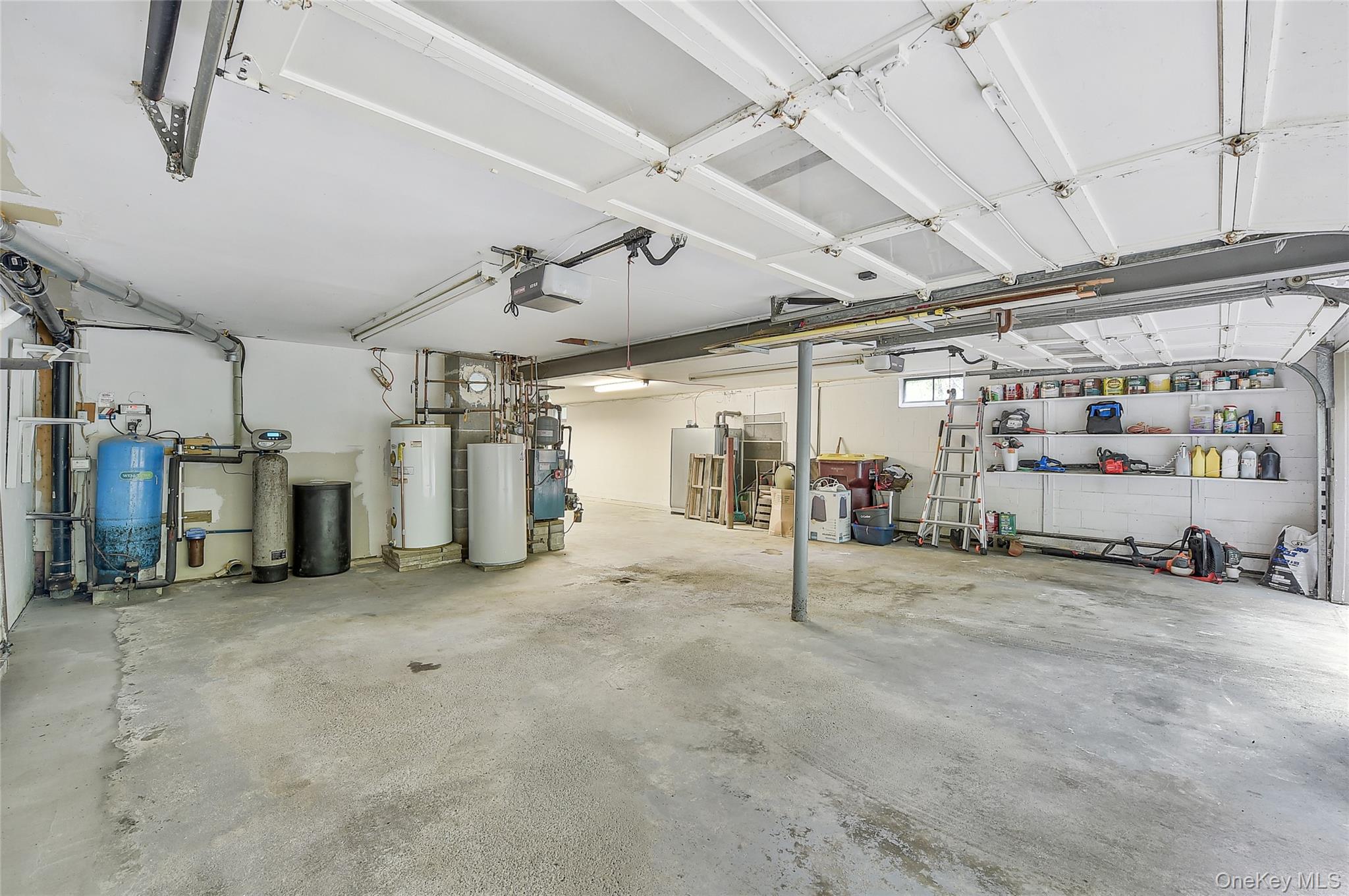 18 Stage Road Pine Island, NY 10969 - Photo 35 of 42 a view of a room with gym equipment