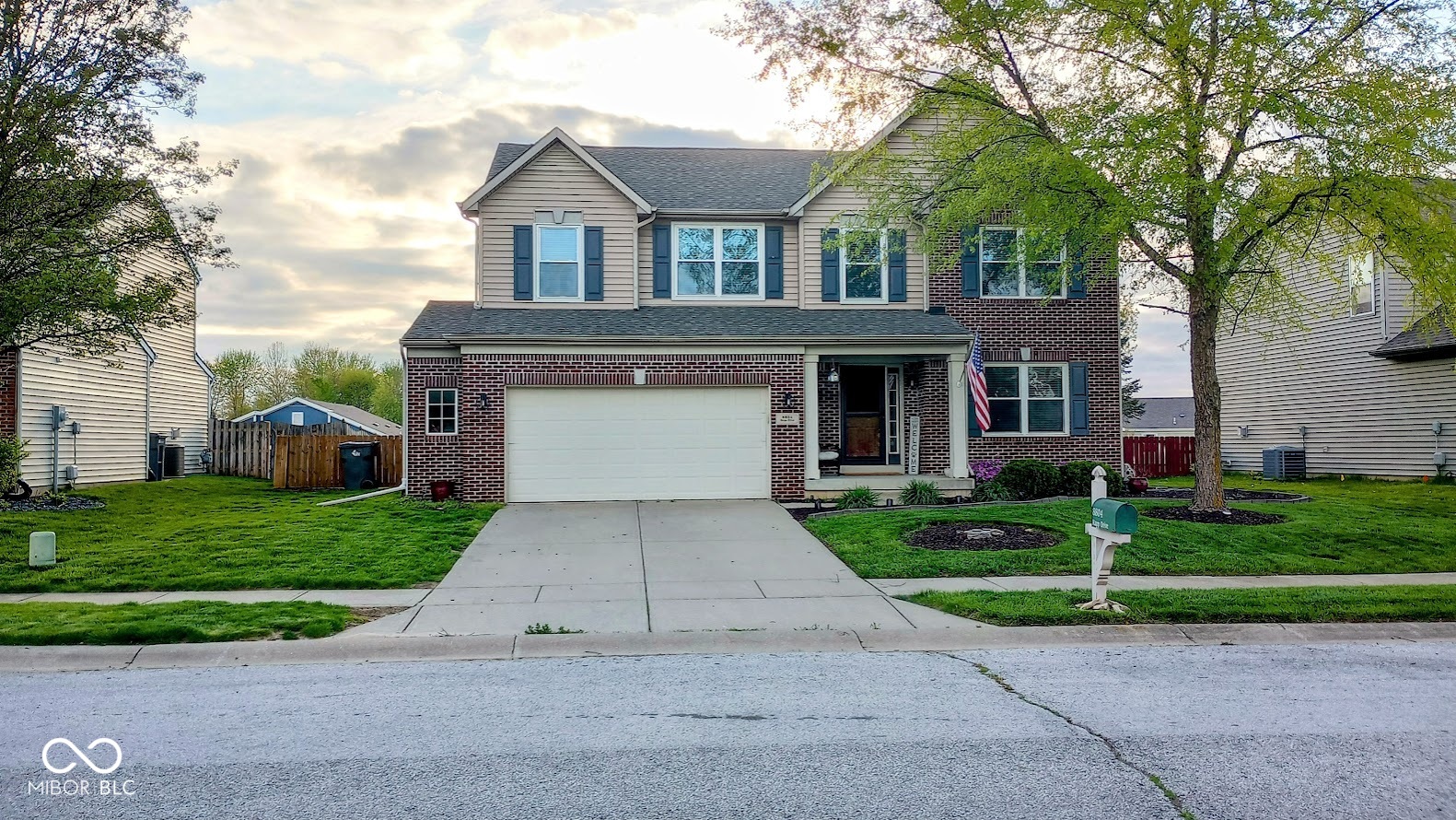 8804 Rapp Drive Indianapolis, IN 46237 - Photo 3 of 74 Gallery Image 3