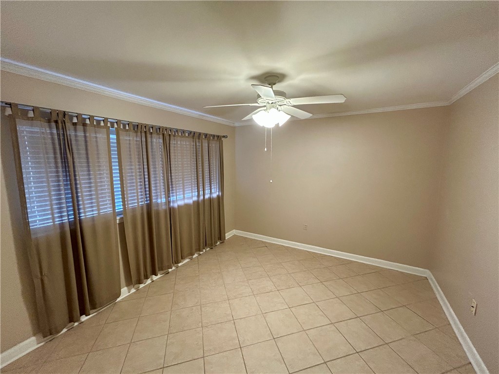 475 South Wayne Street Jesup, GA 31546 - Photo 8 of 12