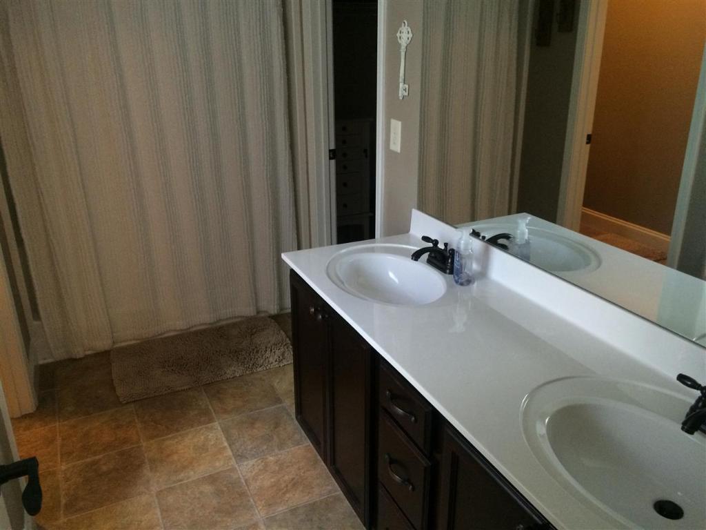 511 Ivy Spring Court Seneca, SC 29678 - Photo 11 of 36 Gallery Image 11
