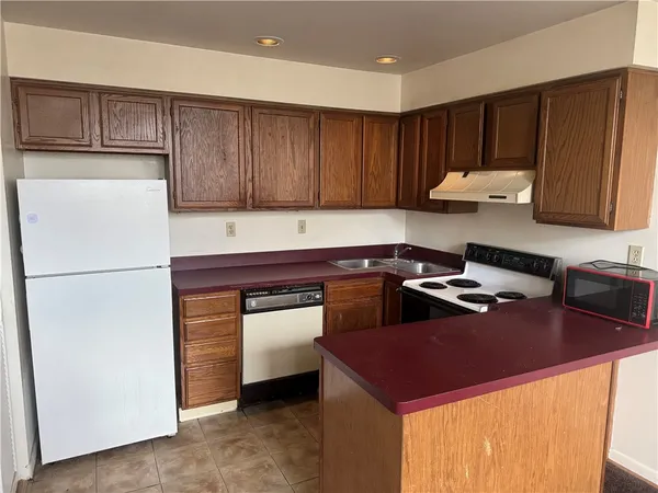 $74,900 | 409 La Grange Avenue, Unit UN203, Rochester, NY 14615