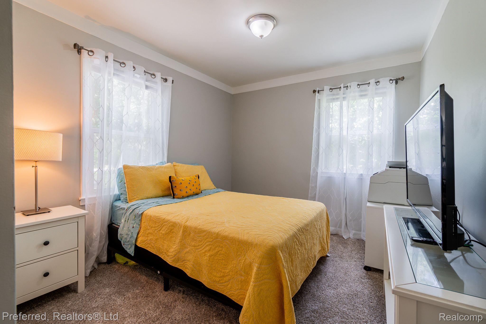 14116 Stark Road Livonia, MI 48154 - Photo 20 of 33 Gallery Image 20